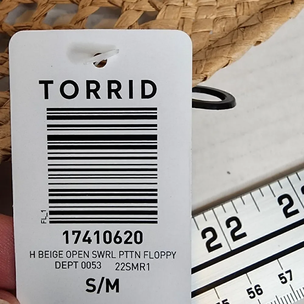Torrid Small Medium Oversize Floppy Hat Sun Spring Women Straw Vacation Travel